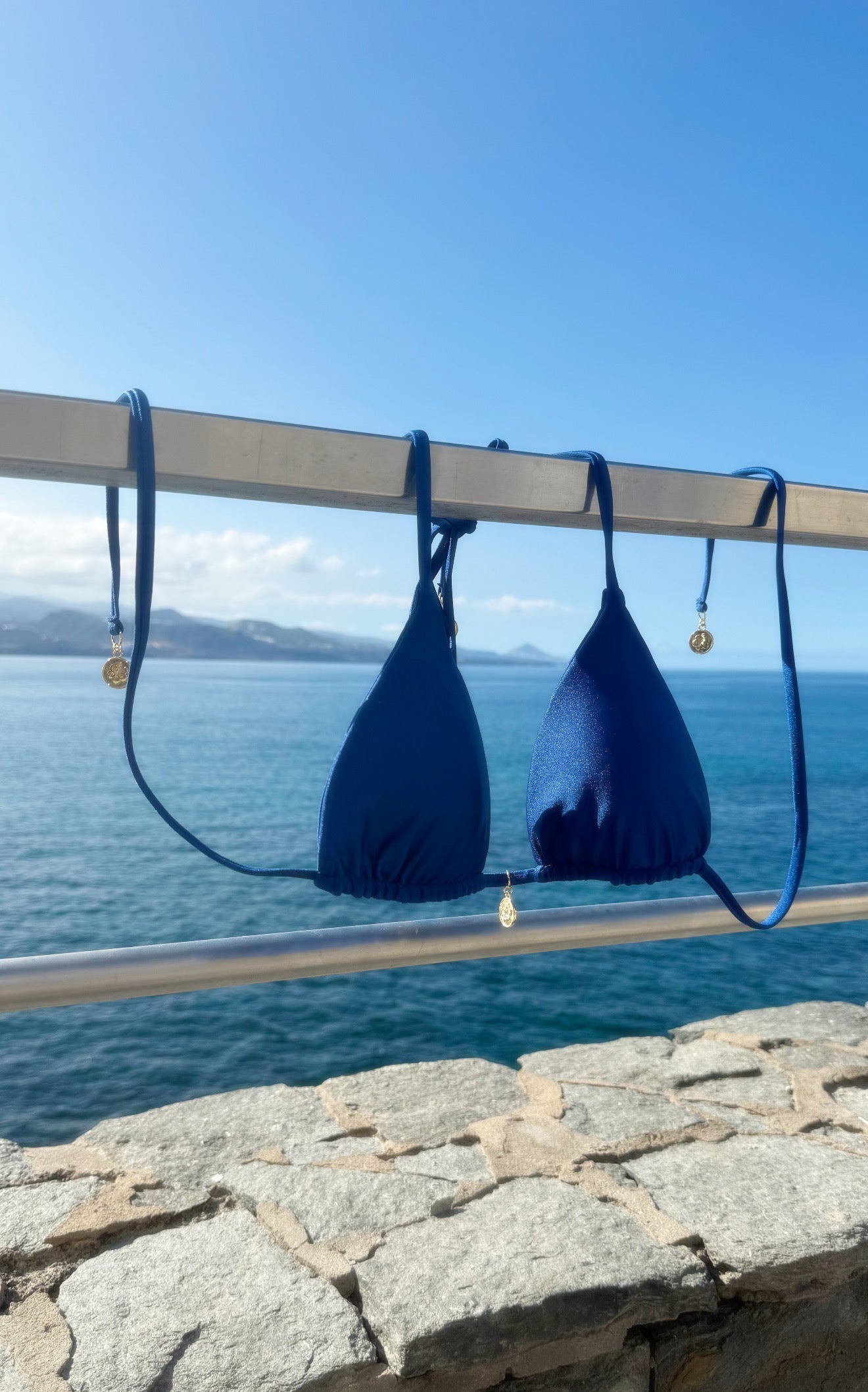 NAOMI- NAVY SHIMMER TRIANGLE SET