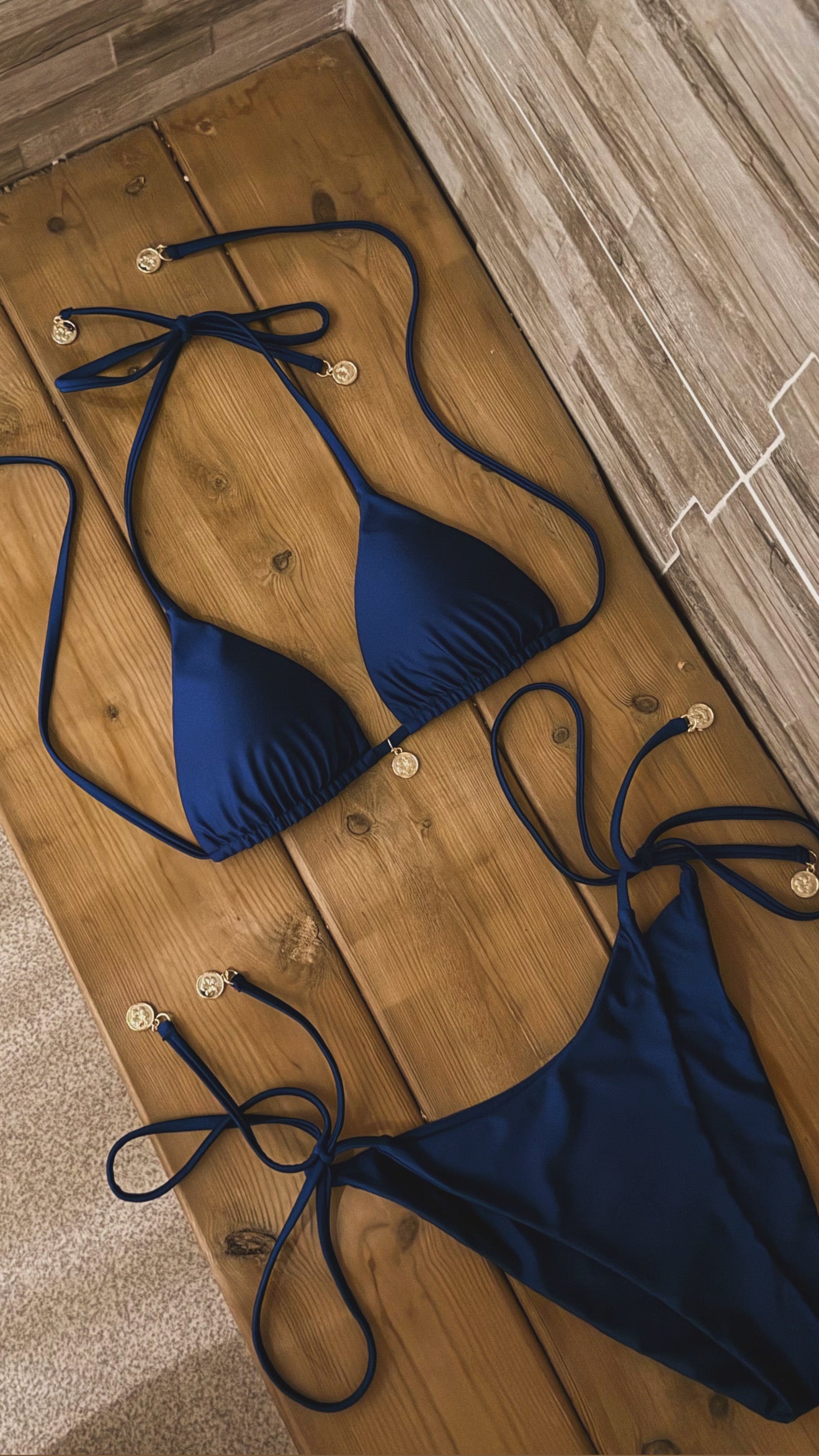 NAOMI- NAVY SHIMMER TRIANGLE SET